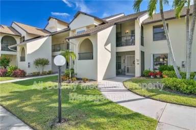 Main picture of 8366 Charter Club Cir