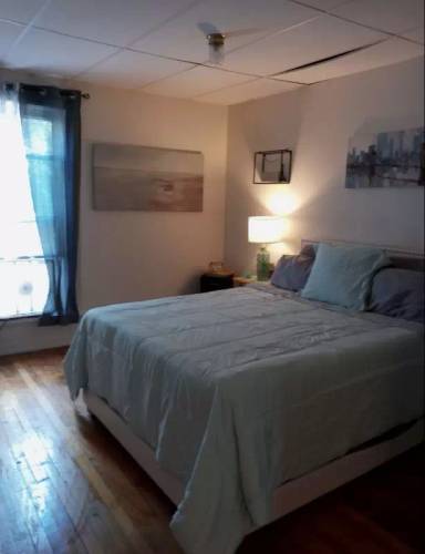Main picture of 311 N Van Buren St