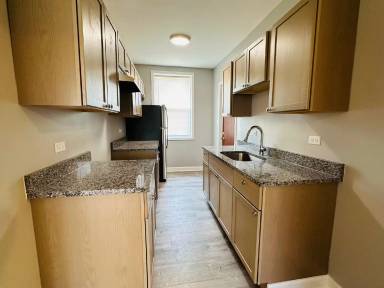 Main picture of 5901 W Huron St & 644 N Mayfield Ave Apartments