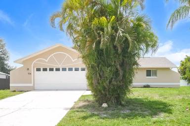 Main picture of 706 SW 11th St