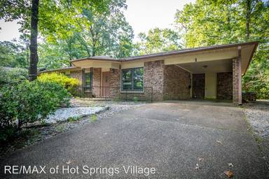 Main picture of 1 Montserrat Ln