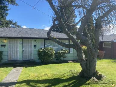 Main picture of 4631 Fowler Ave
