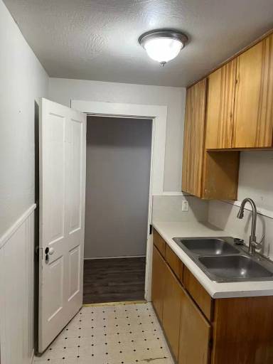Main picture of 816 NE 8th St