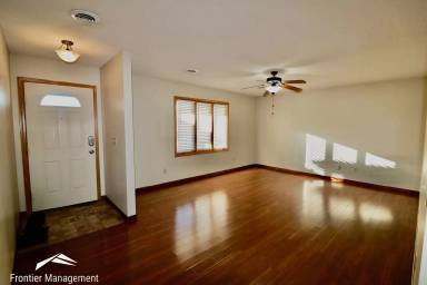 Main picture of 503 Bronco Way