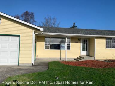 Main picture of 450 SW 4th Ave