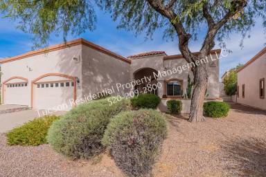 Main picture of 1380 W Cactus Bloom Way