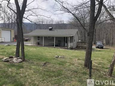 Main picture of 103 Doe Ct