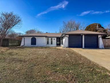 Main picture of 1518 Cinderella Ave