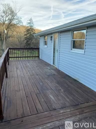 Main picture of 15 Sperring Ln