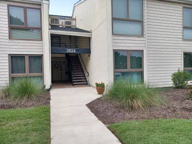 Main picture of 3924 Whispering Oaks Pl