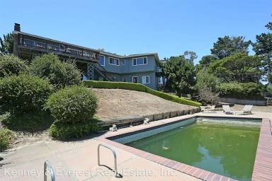 Main picture of 1023 Vista Grande