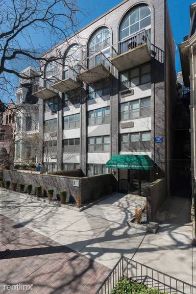 Main picture of 1446 N Dearborn St