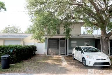 Main picture of 228 146th Ave E