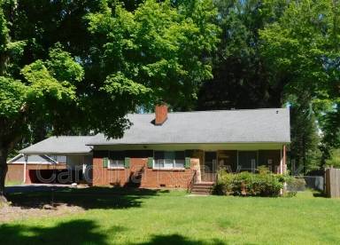 Main picture of 411 Gray Dr