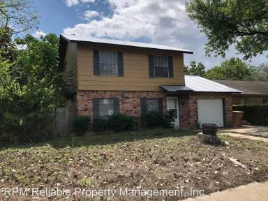 Main picture of 4500 W Village Ct