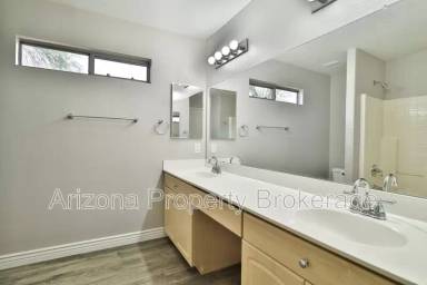 Main picture of 451 E Appaloosa Rd