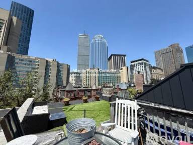 Main picture of 104 Saint Botolph St