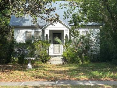 Main picture of 1022 NW 4th St