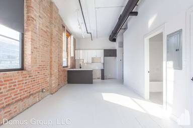 Main picture of 213 N Racine Ave