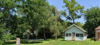Main picture of 208 Osborne St