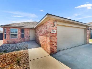 Main picture of 3503 Ross Ave