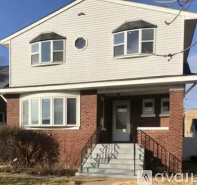 Main picture of 2030 Stanton Ave