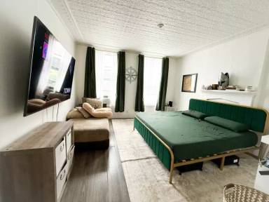 Main picture of 411 3rd St