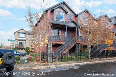 Main picture of 1417 NE Alexandria Pl