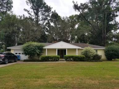 Main picture of 3018 Wildwood Dr