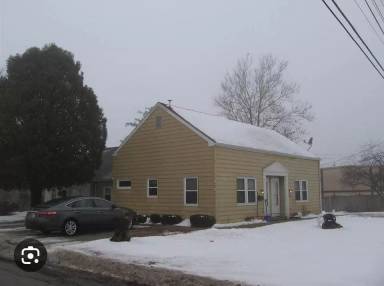 Main picture of 110 Home Ave