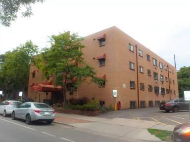 Main picture of 1243 N Washington St