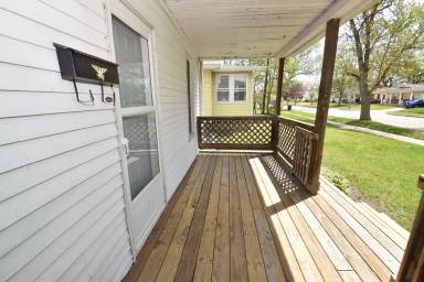 Main picture of 1327 Corby Blvd