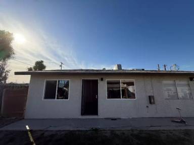 Main picture of 101 E California St