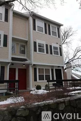 Main picture of 53 Highland Rd