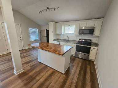 Main picture of 2601 Hale Ave