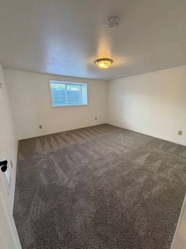 Main picture of 119 SE 9th St