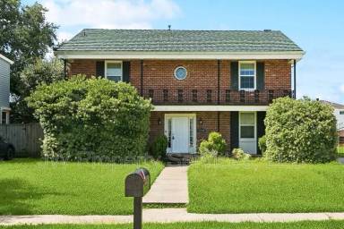 Main picture of 140 22nd St