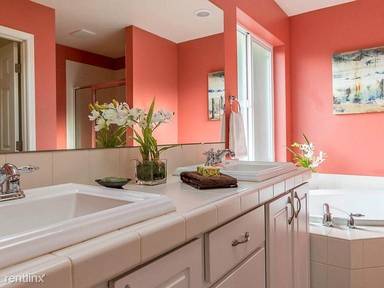 Main picture of 24134 SE 20th St