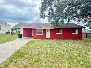 Main picture of 1554 Sarah St