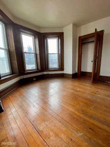 Main picture of 2204 Marietta Ave