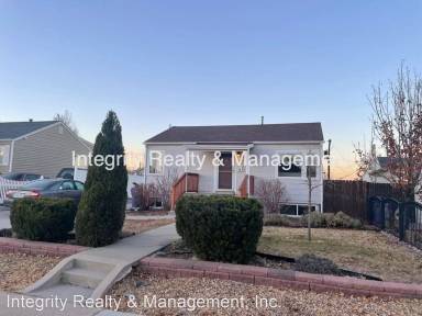 Main picture of 2705 W Park Pl