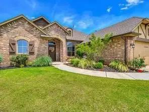 Main picture of 17320 Hardwood Pl