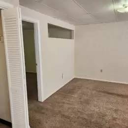 Main picture of 898 Duss Ave