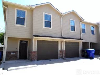 Main picture of 10001 Pantherway