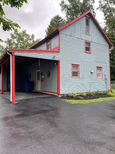 Main picture of 32 N Lincoln Ave