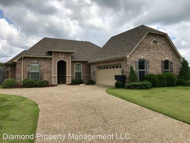 Main picture of 524 Half Moon Ln