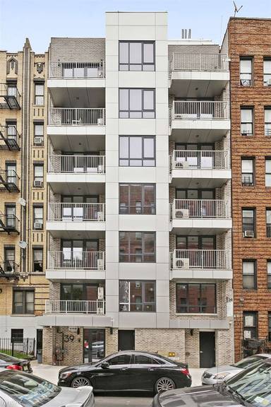 Main picture of 39 E 21st St