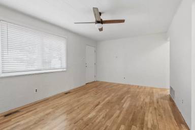 Main picture of 308 N Gilbert St