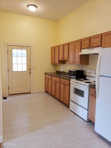 Main picture of 18 Bissell St