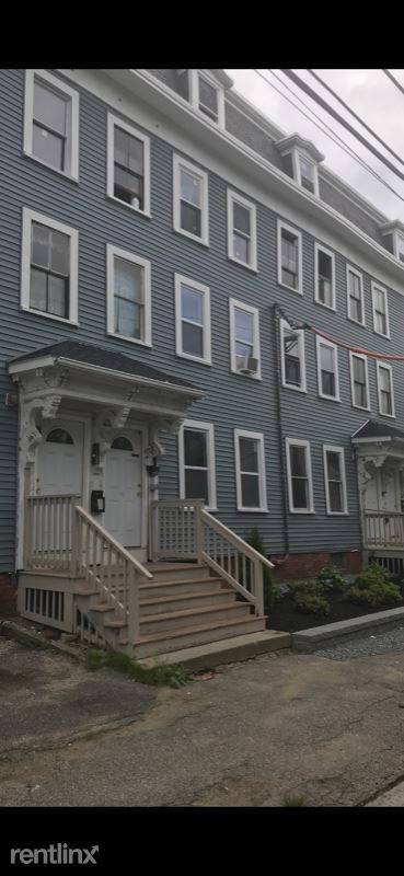Main picture of 71-77 Portland St